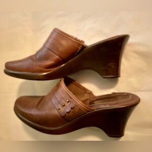 Naturalizer Brown Real Leather Wedge Mules Clogs